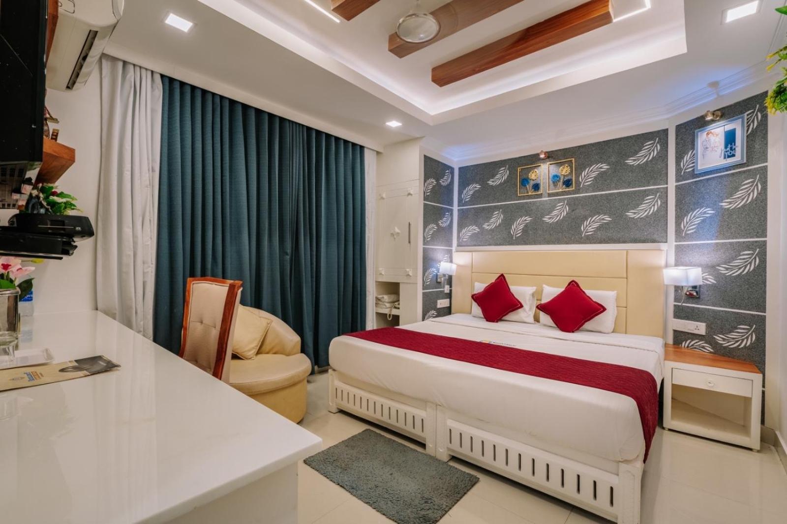 Excellency Airport Hotel Kochi Dış mekan fotoğraf